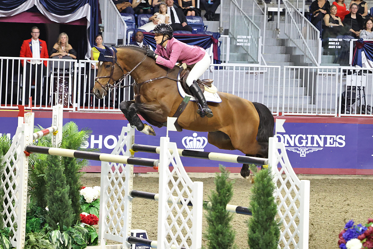 Lillie Keenan (USA) riding Kick On in the Big Ben Challenge.