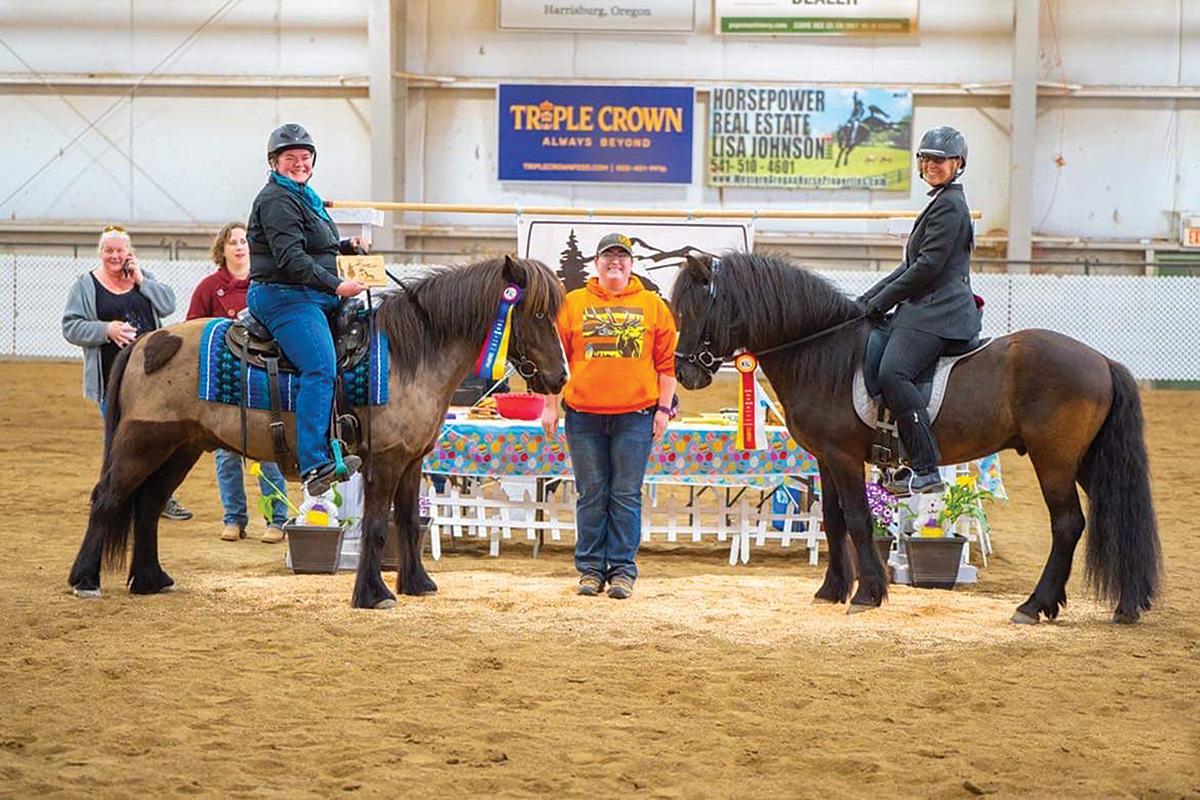 A win photo at a horse show