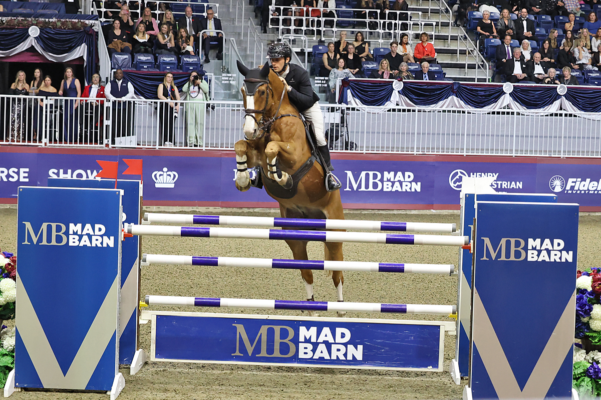 Germany’s Richard Vogel and Levi Noesar jumping to victory.